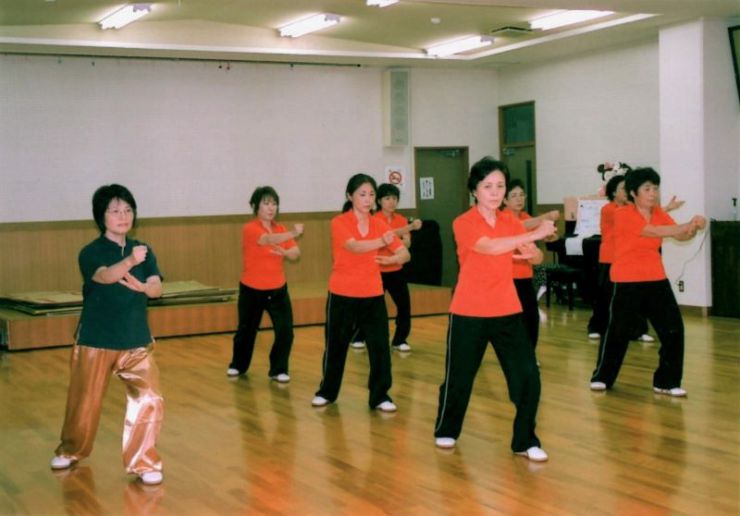 津幡町太極拳協会太極拳教室の写真